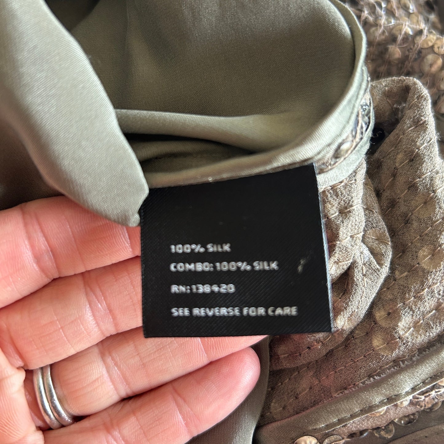 Carlisle Taupe Silk Boxy Short Sleeve Sequined Top Womens Size 10