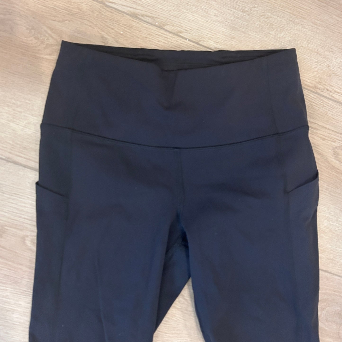 Lululemon Black Align High-Rise 24" Leggings Side Pockets Womens Size 4