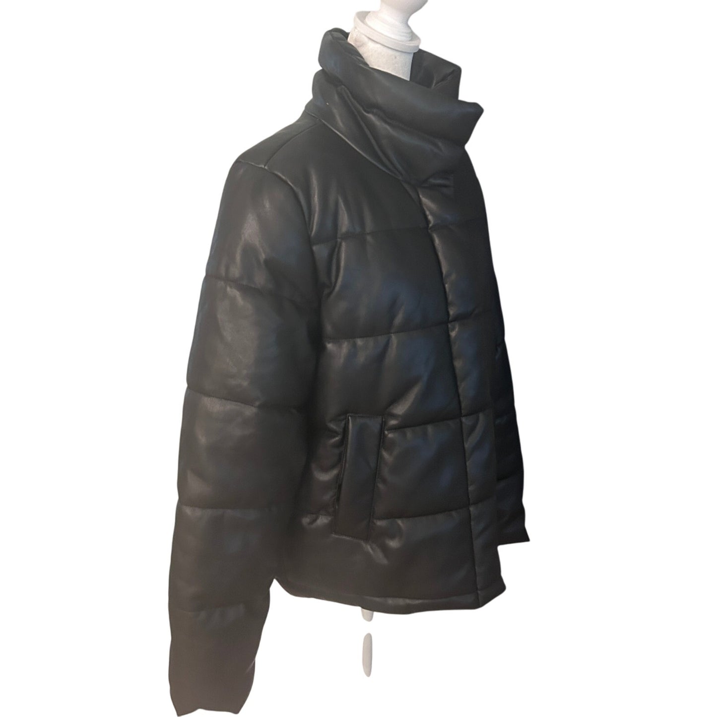 Avec Les Filles Black Faux Leather Quilted Puffer Jacket Womens Size Large