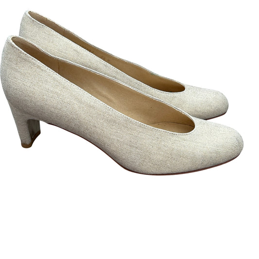 Stuart Weitzman Chicpump Gold Summer Linen Closed Toe Pump Heels Womens Size 7.5