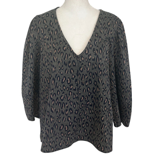 Anthropologie Current Air Gray Animal Print V-Neck Knit Top Womens Size Large