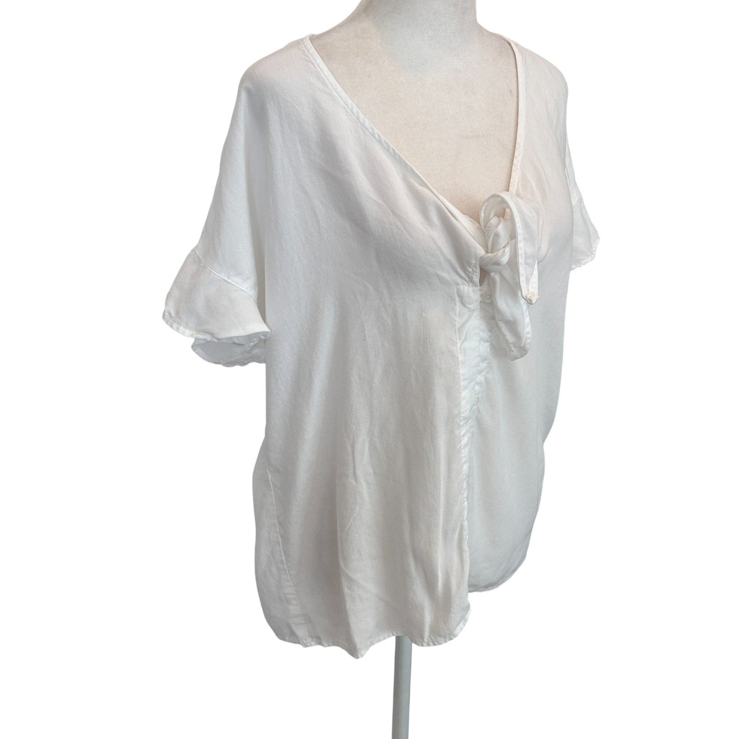 Cloth & Stone Anthro White Flutter Sleeve V-Neck Blouse Womens Size Medium