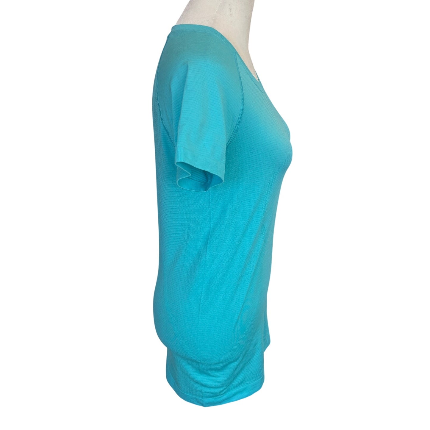 Lululemon Aqua Blue Swiftly Tech Short Sleeve 2.0 Women's Size 6