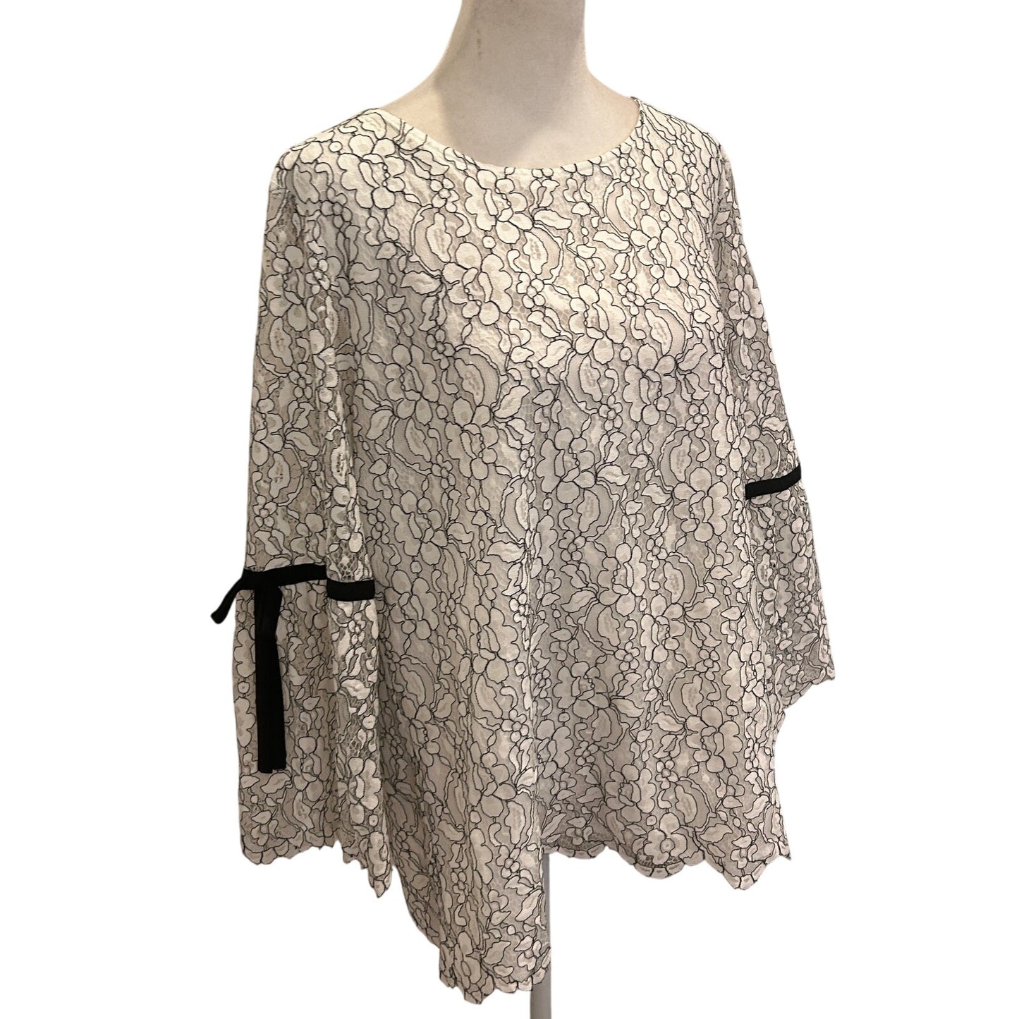 Karl Lagerfeld Paris Black / White Lacy Bell Sleeve Top Blouse Womens Size Large