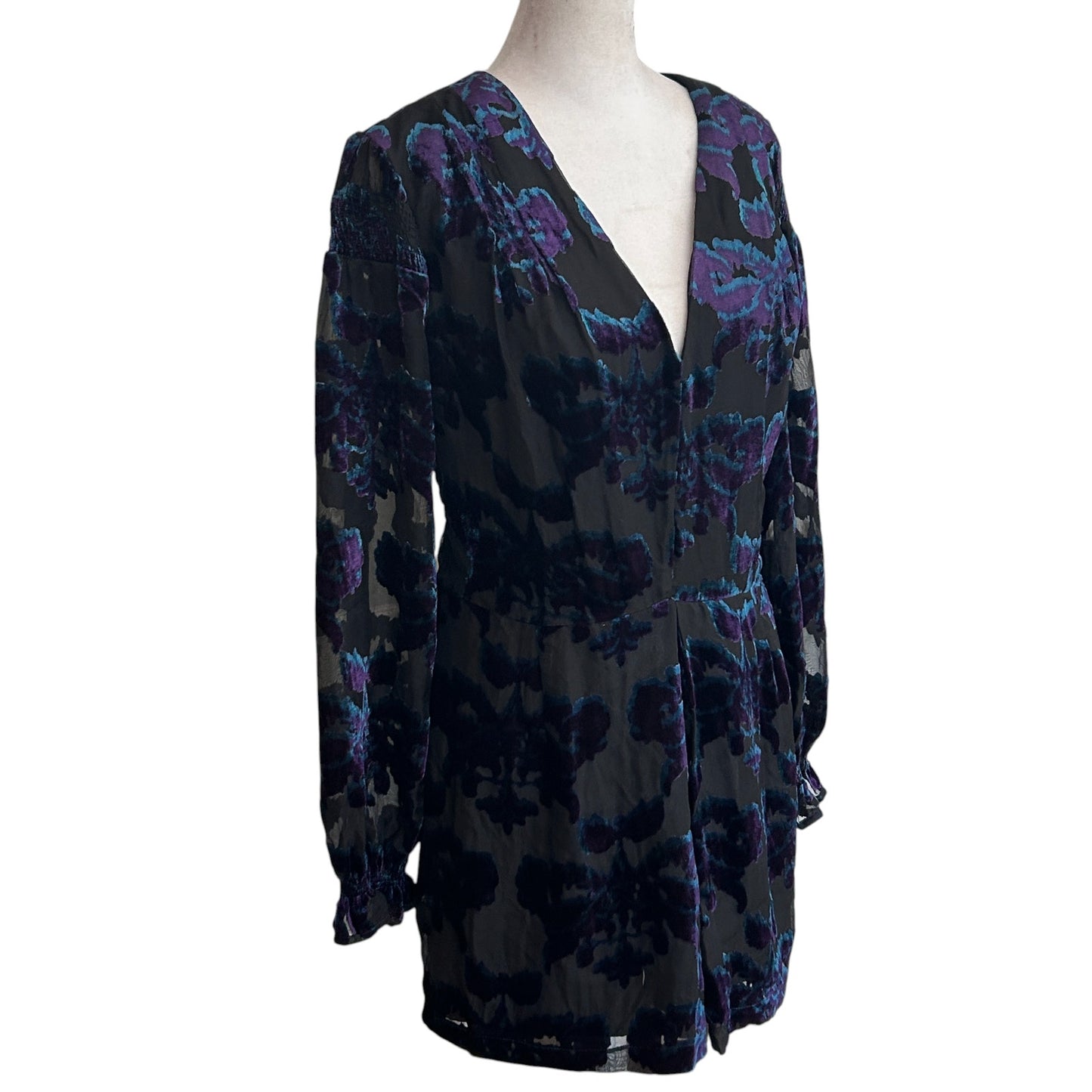 Adelyn Rae Black Blue Purple Floral Long Sleeve Shorts Romper Womens Size Medium