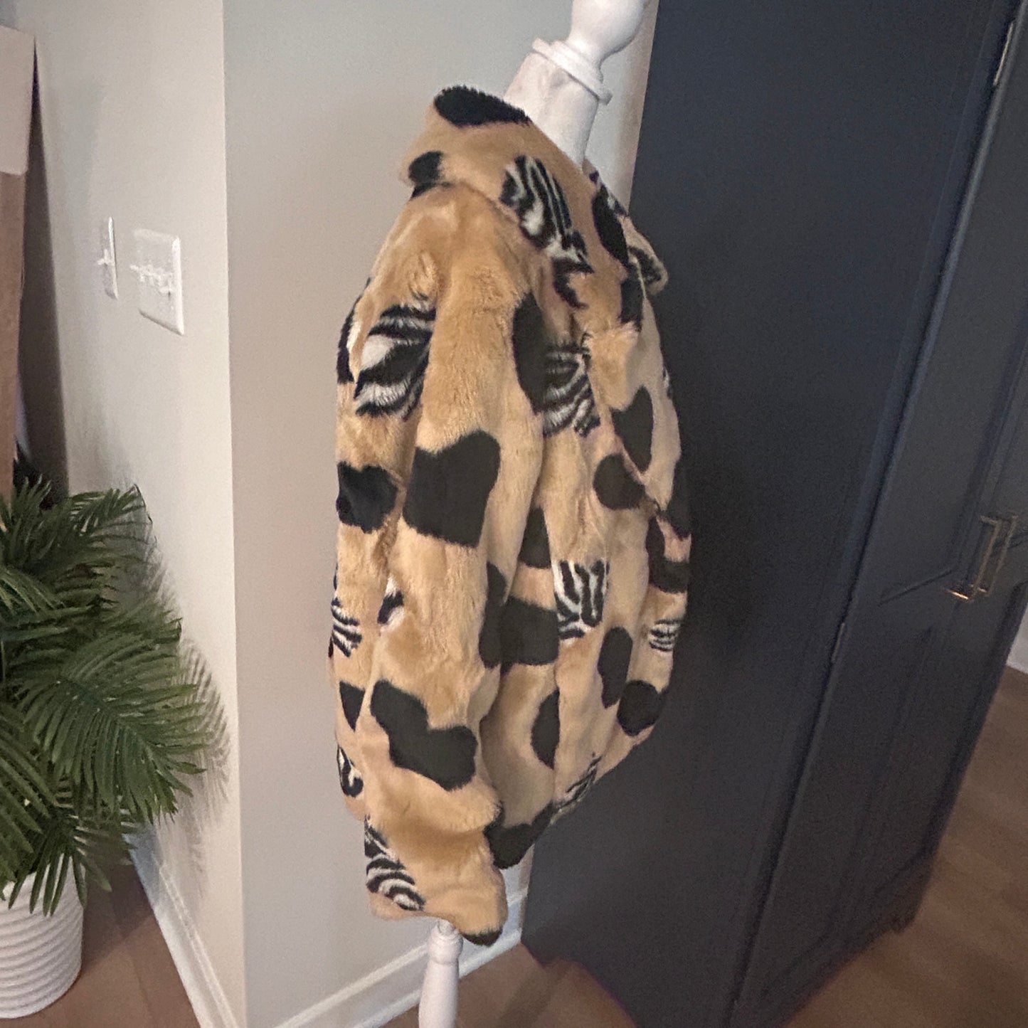 Anthropologie Maeve Faux Fur Coat Tan, Black and Zebra Hearts Womens Size Medium