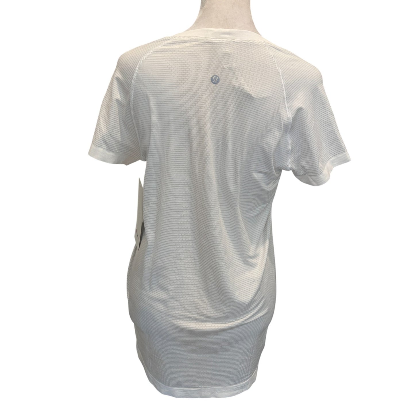 Lululemon White Swiftly Tech Short Sleeve 2.0 Women's Size 8 NEW