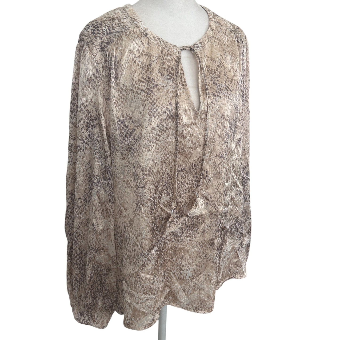 Tommy Bahama Brown, Tan Snakeskin V-Neck Long Sleeve Blouse Womens Size XL