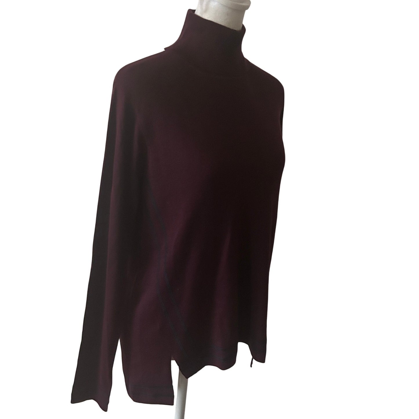 W by Worth NWT Burgundy Cashmere Blend Turtleneck Womens Size Small NEW