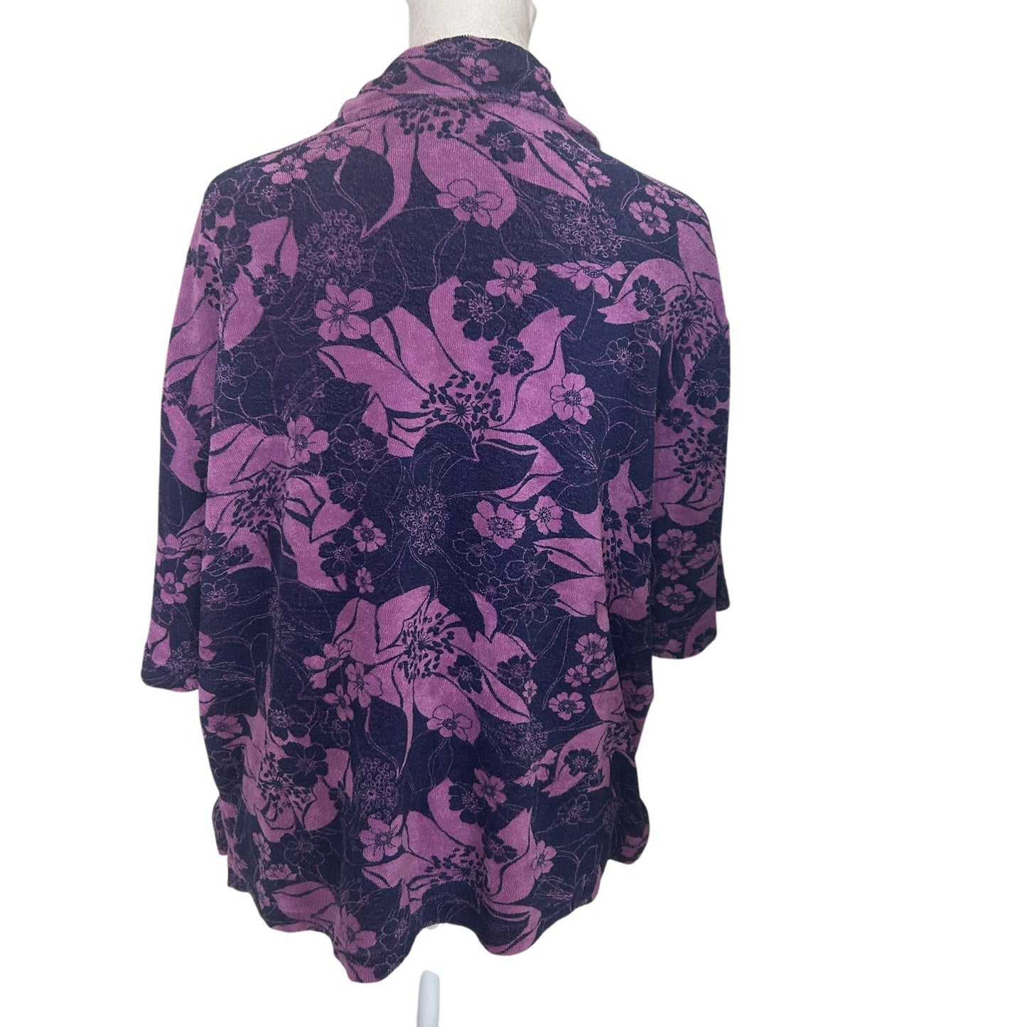 Sundry Purple, Blue Floral Terry Button Down Short Sleeve Top Womens Size Large