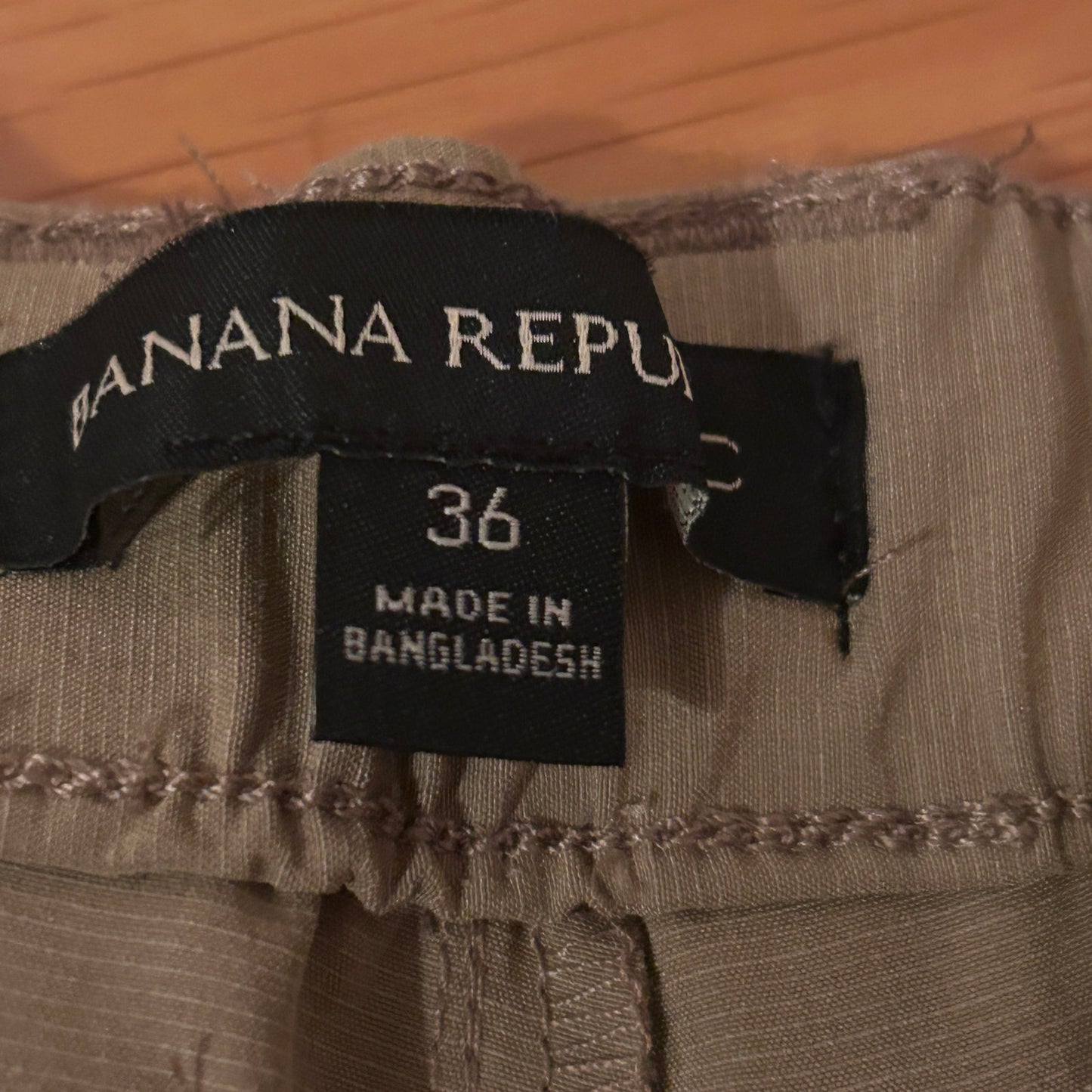 Banana Republic Comfort Flat Front Short Elmwood Men's Size 36 New With Tags
