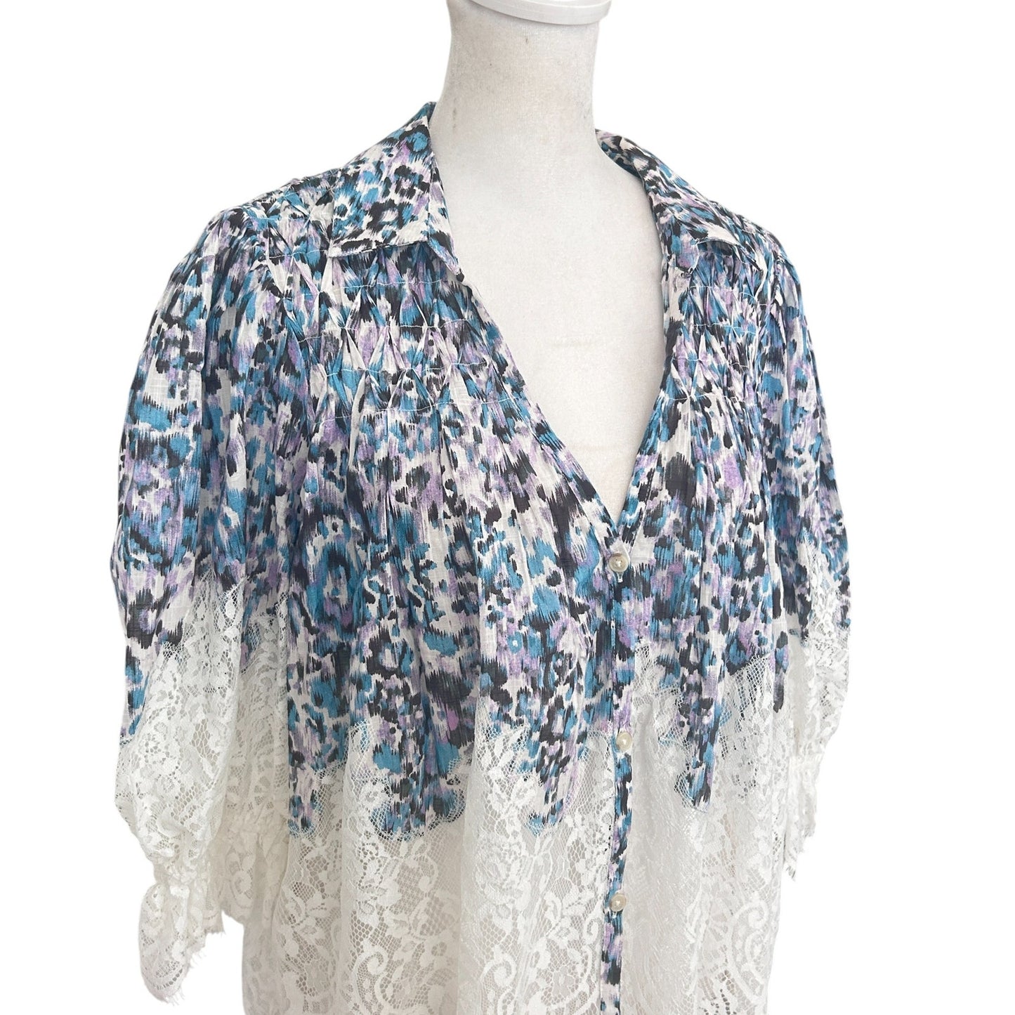 Anthroplogie Purple, Blue, Black Animal Print Lace Boho Top Womens Size Medium