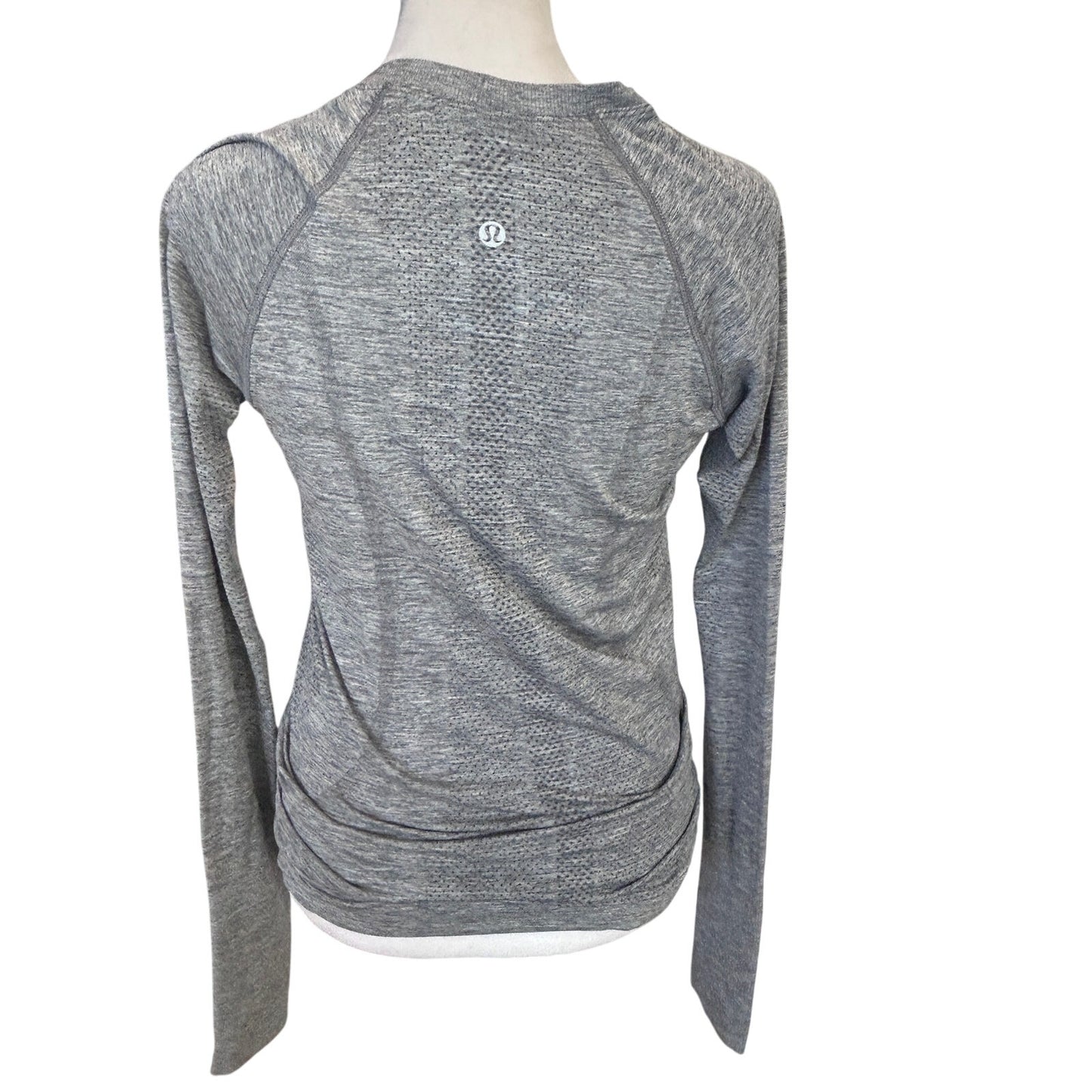 Lululemon Grey Swiftly Tech Long Sleeve Top Womens Size 6