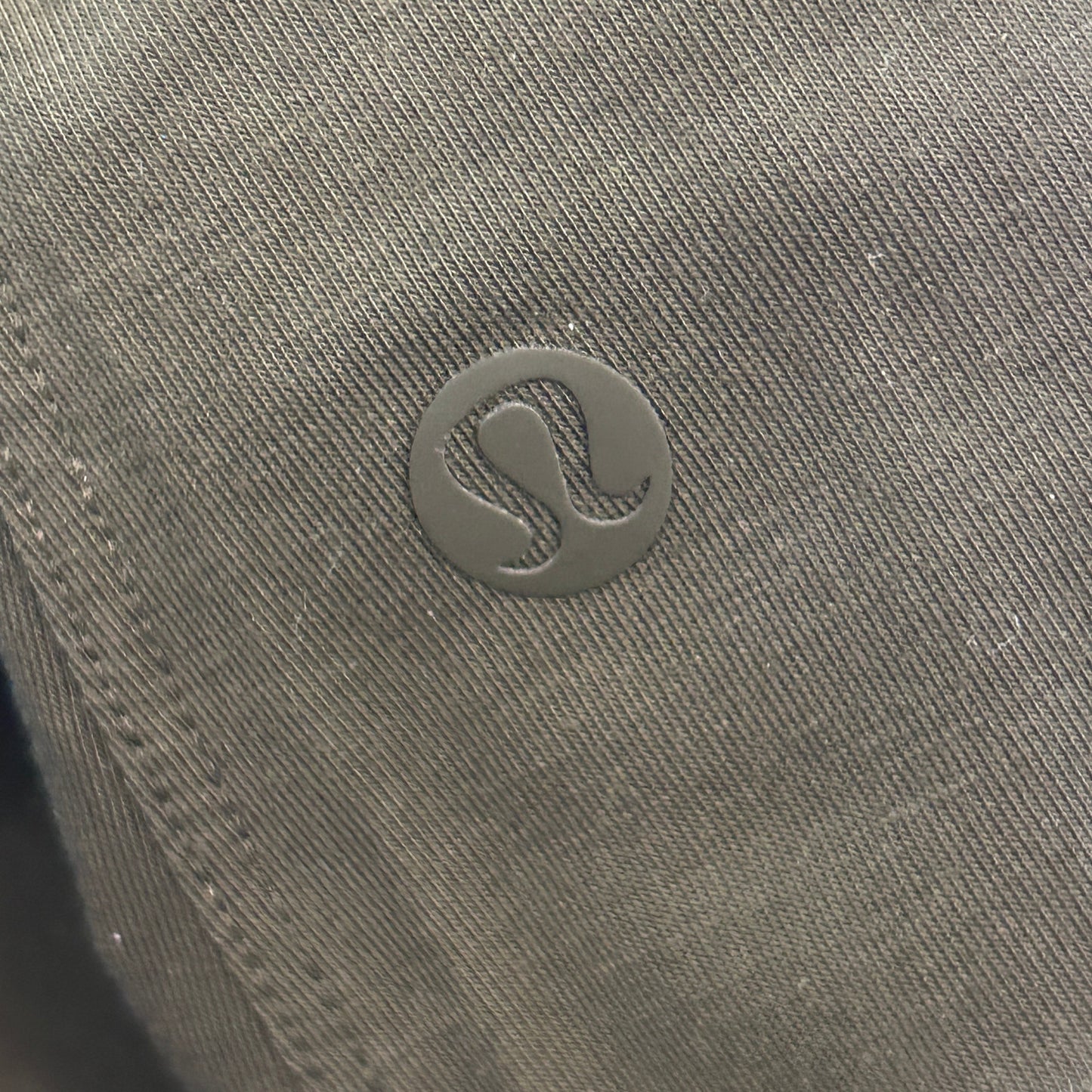 Lululemon Olive Green Long Sleeve Uneven Raw Hem Tee Womens Size 4