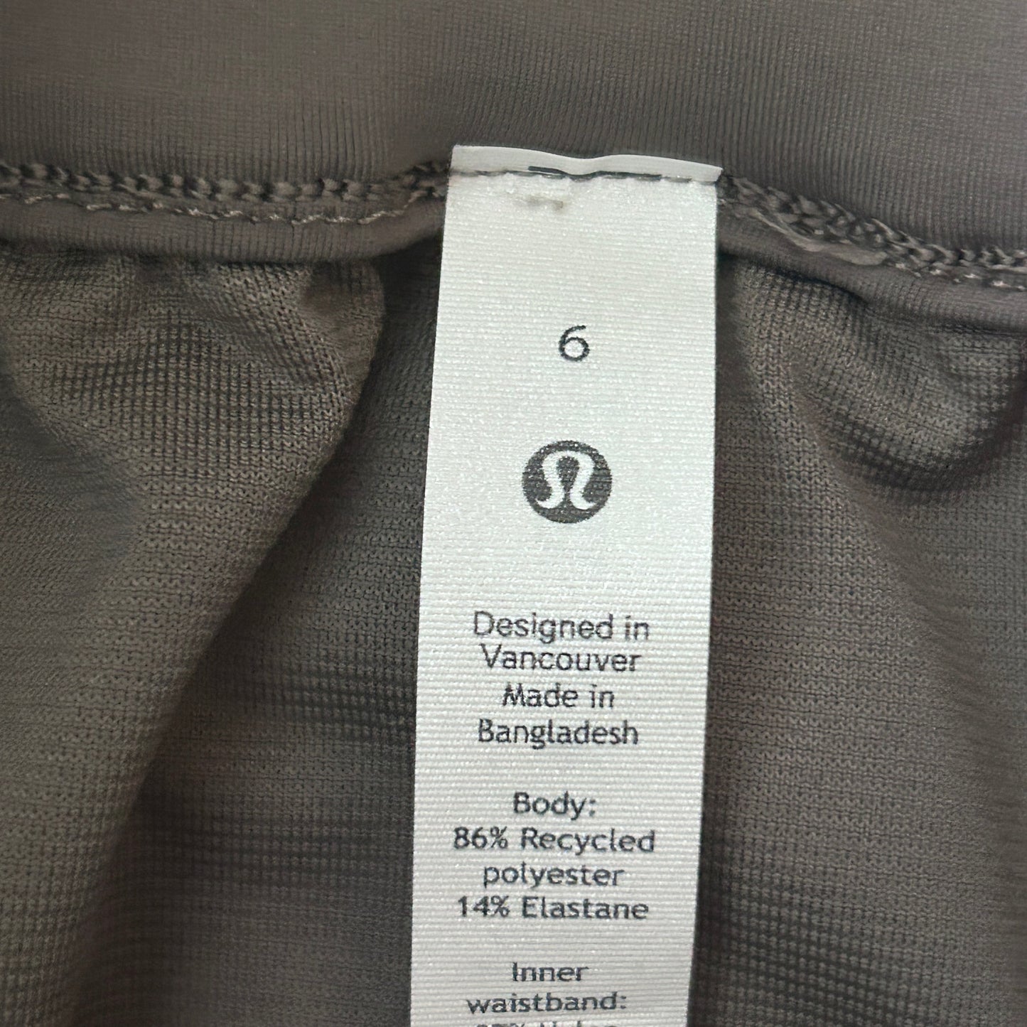 Lululemon Olive Green and Tan Camo Lined Tracker Short Womens Size 6