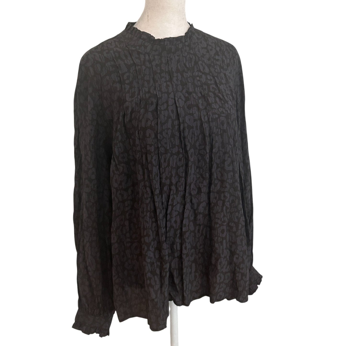 Rails Ariana Charcoal Batik Black Cheetah Ruffled Blouse Top Womens Size Large