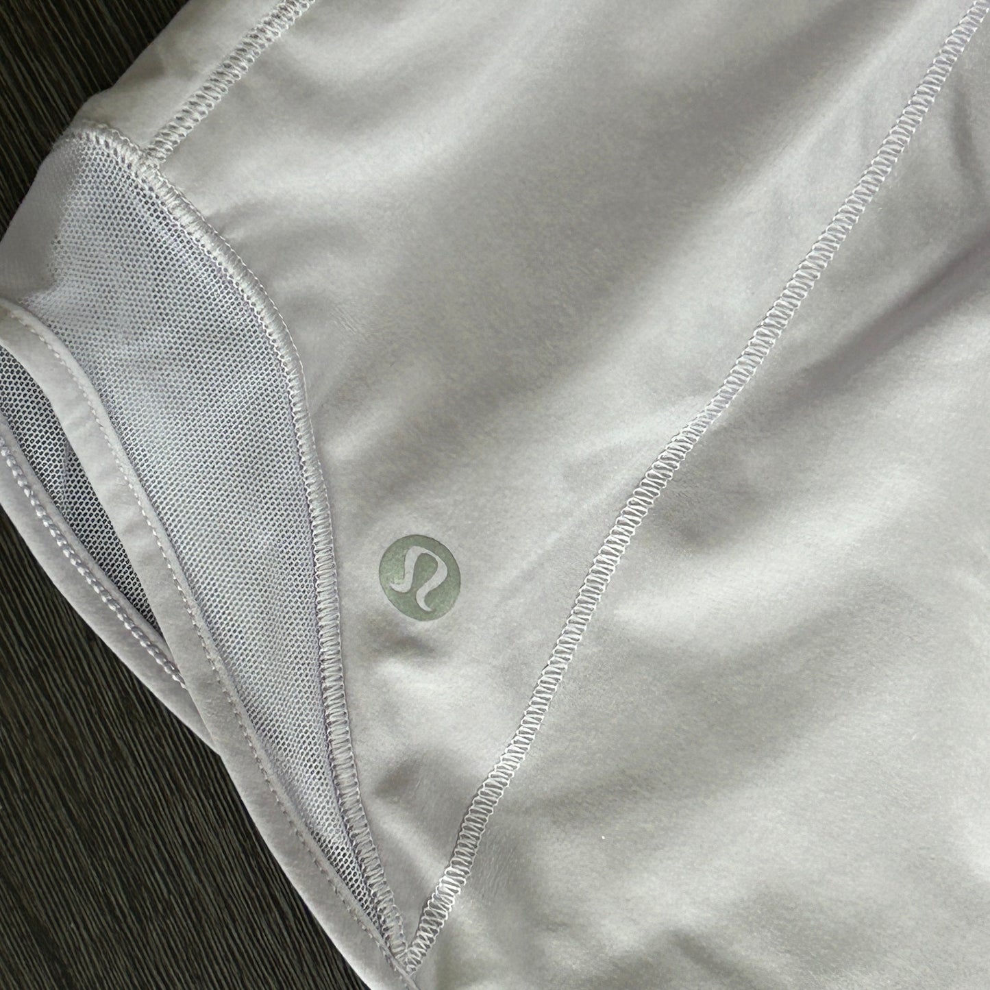 Lululemon Light Purple Hotty Hot High-Rise Lined Short 4" Womens Size 8 Tall