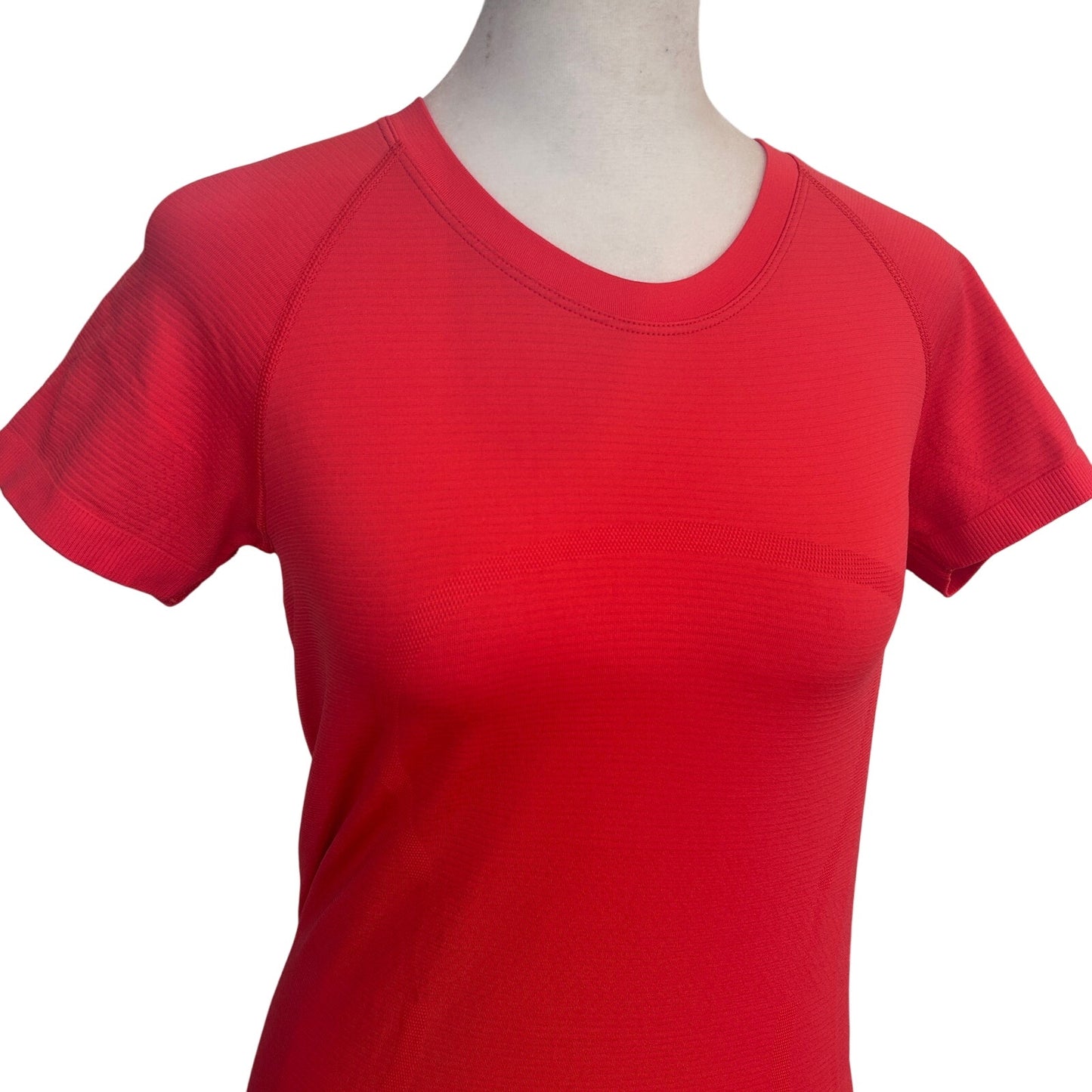Lululemon Orange Swiftly Tech Short Sleeve 2.0 Women's Size 6
