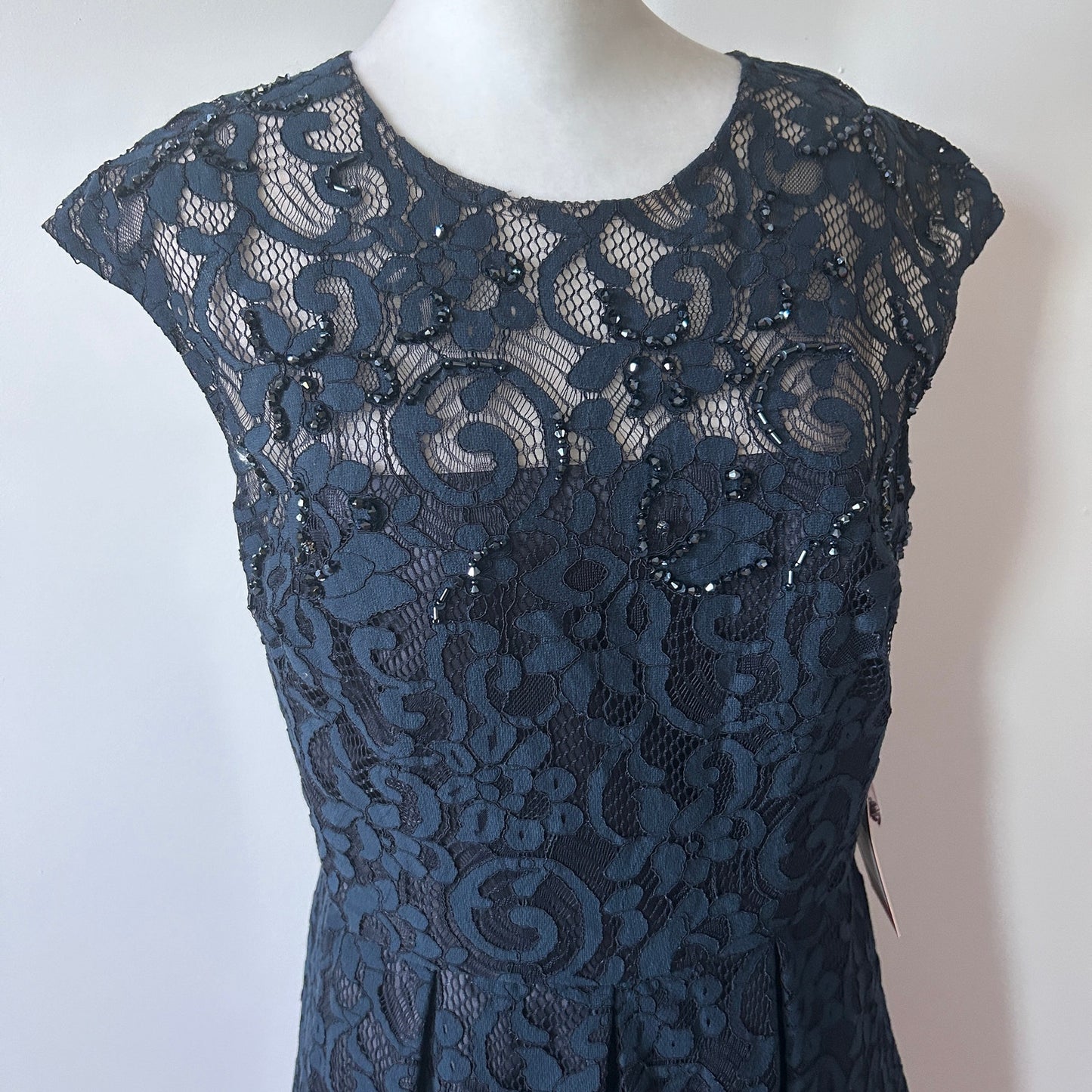 Carmen Marc Valvo Infusion Navy Blue Embellished Lace High Low Dress NEW Size 10