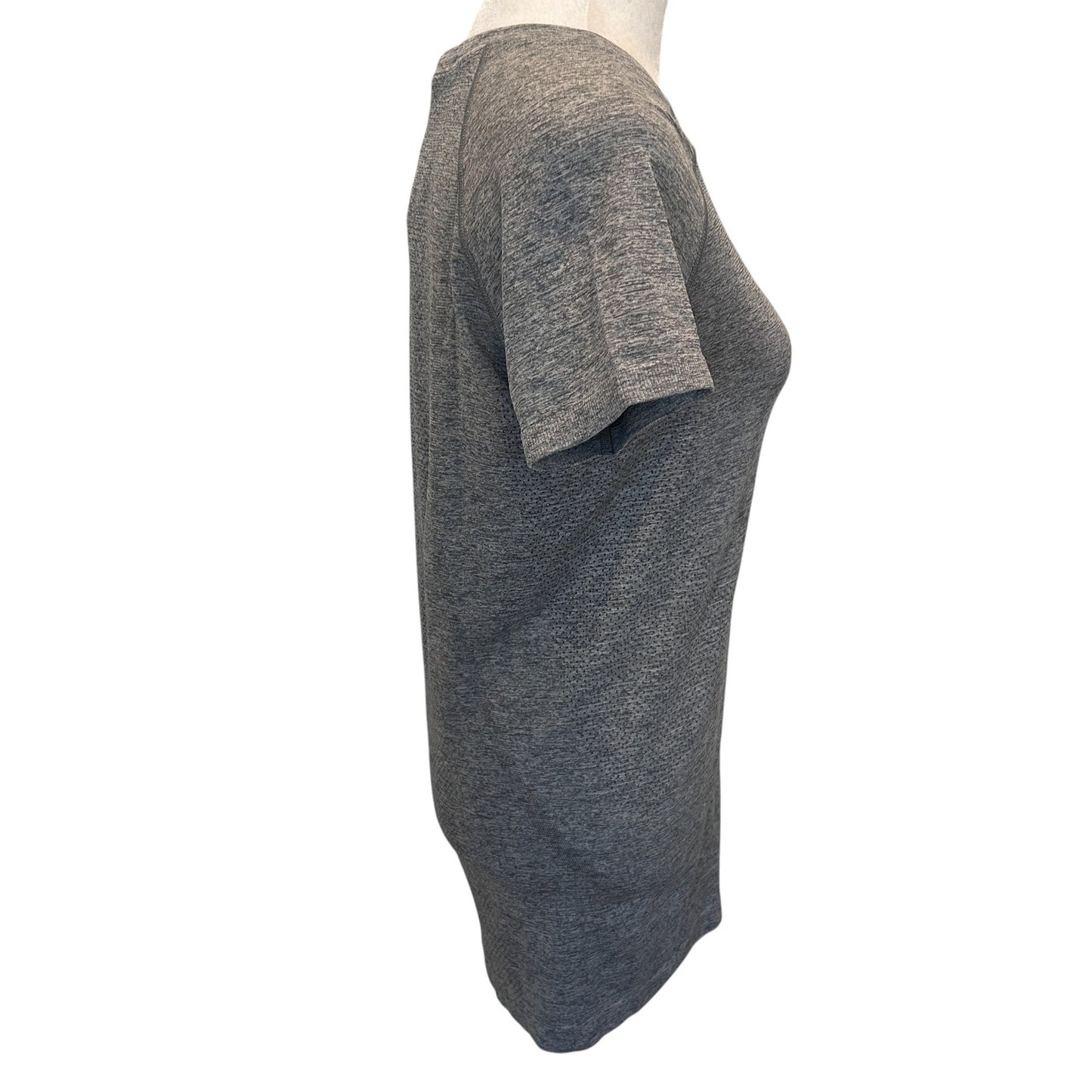 Lululemon NWT Heather Gray Swiftly Tech Short Sleeve Shirt Womens Size 8