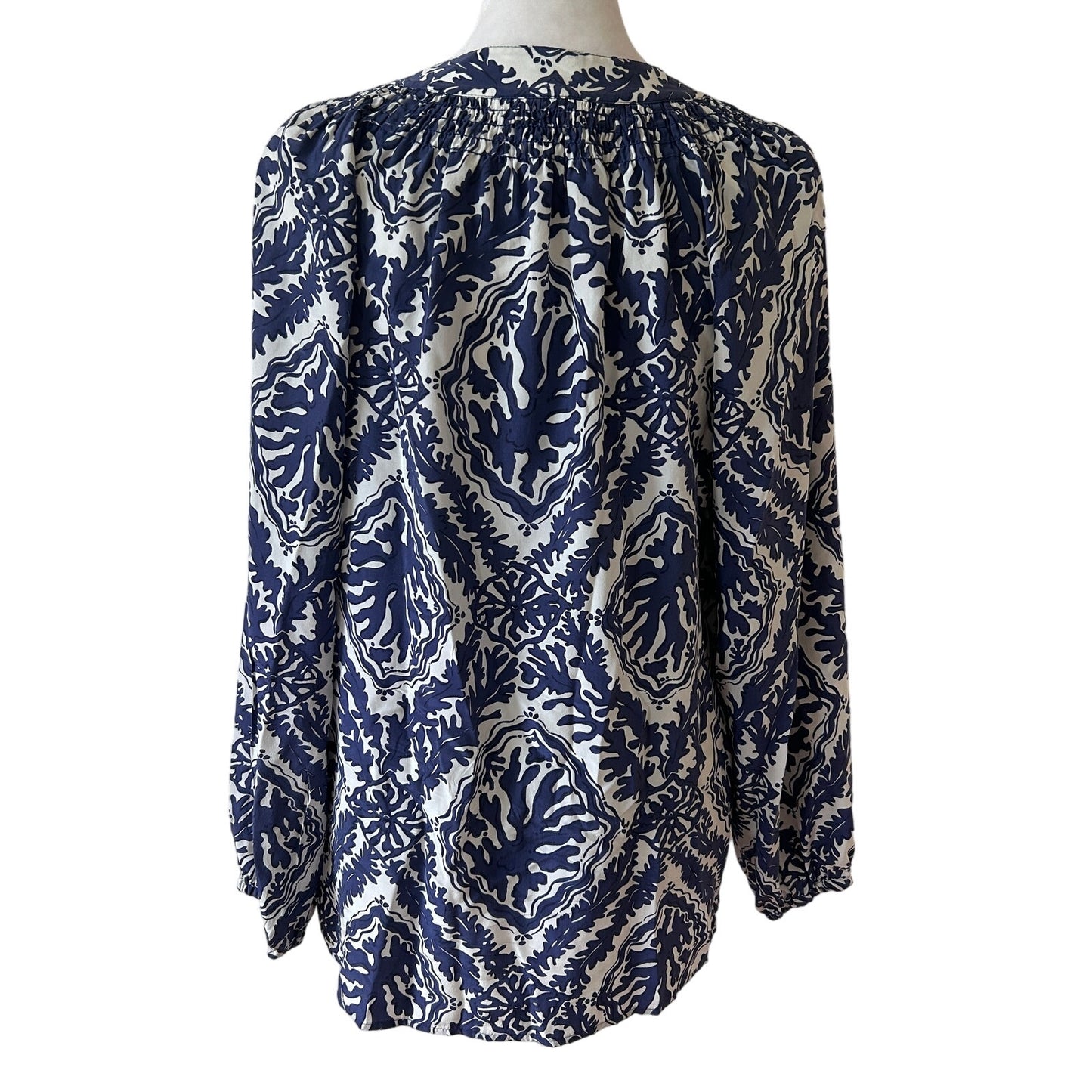 Lilly Pulitzer Elsa Silk Top Navy Blue and White Coral Design Beachy Size Small