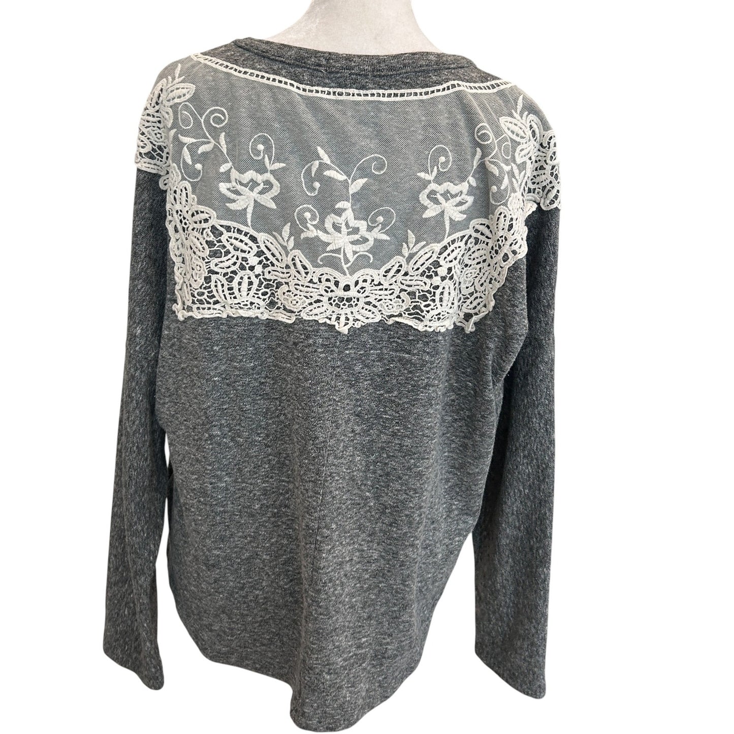 Anthropologie Lili's Closet Gray Knit Pullover White Lace Trim Womens Size Small