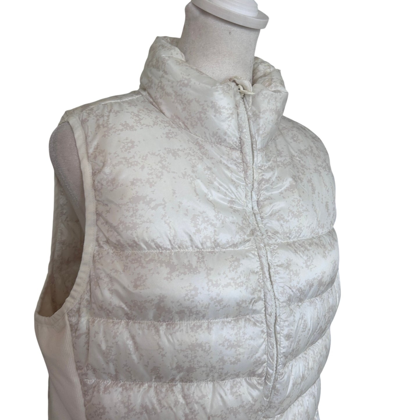 Fabletics Ivory Off-White Puffer Down Vest Womens Size Medium